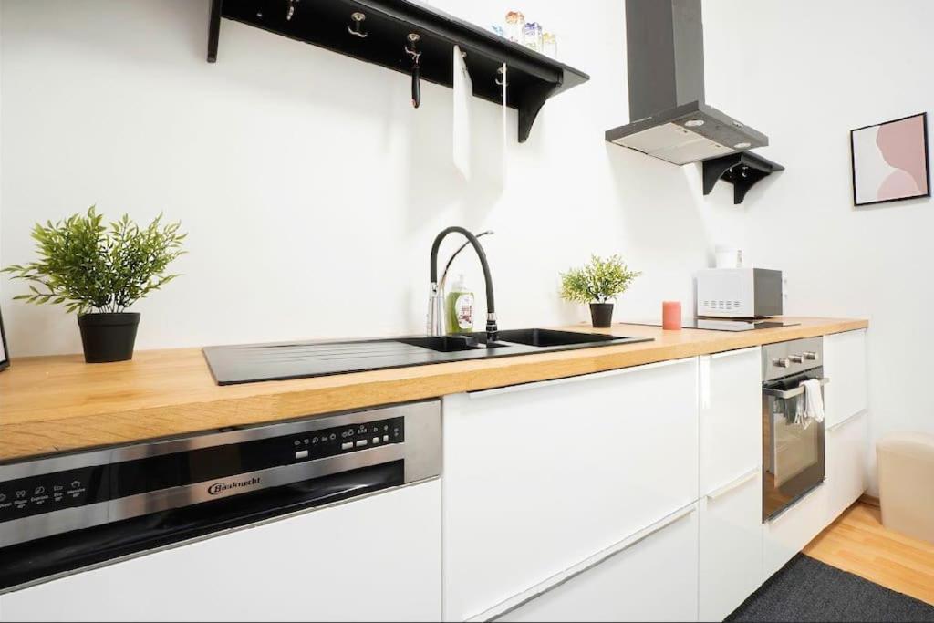 Cozy Flat - 10Min To City Center ! Wien Eksteriør bilde